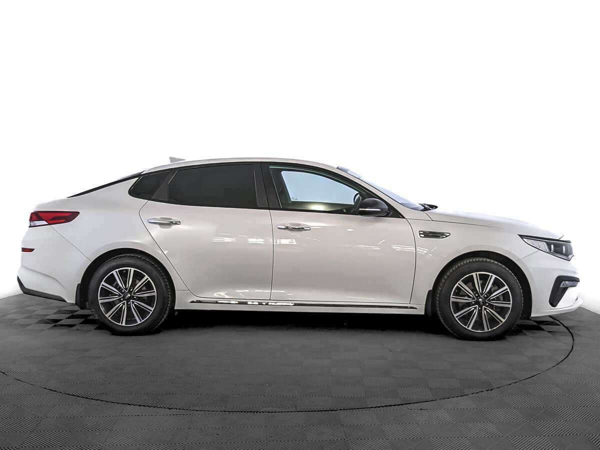 Kia Optima 2018 года с пробегом. Фото: #3