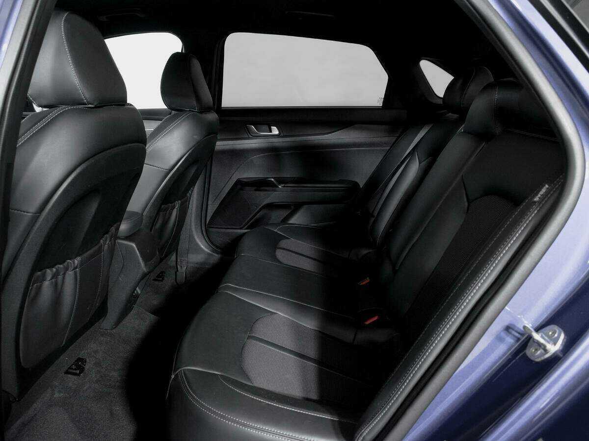 Kia K5 2022 года с пробегом. Фото: #8