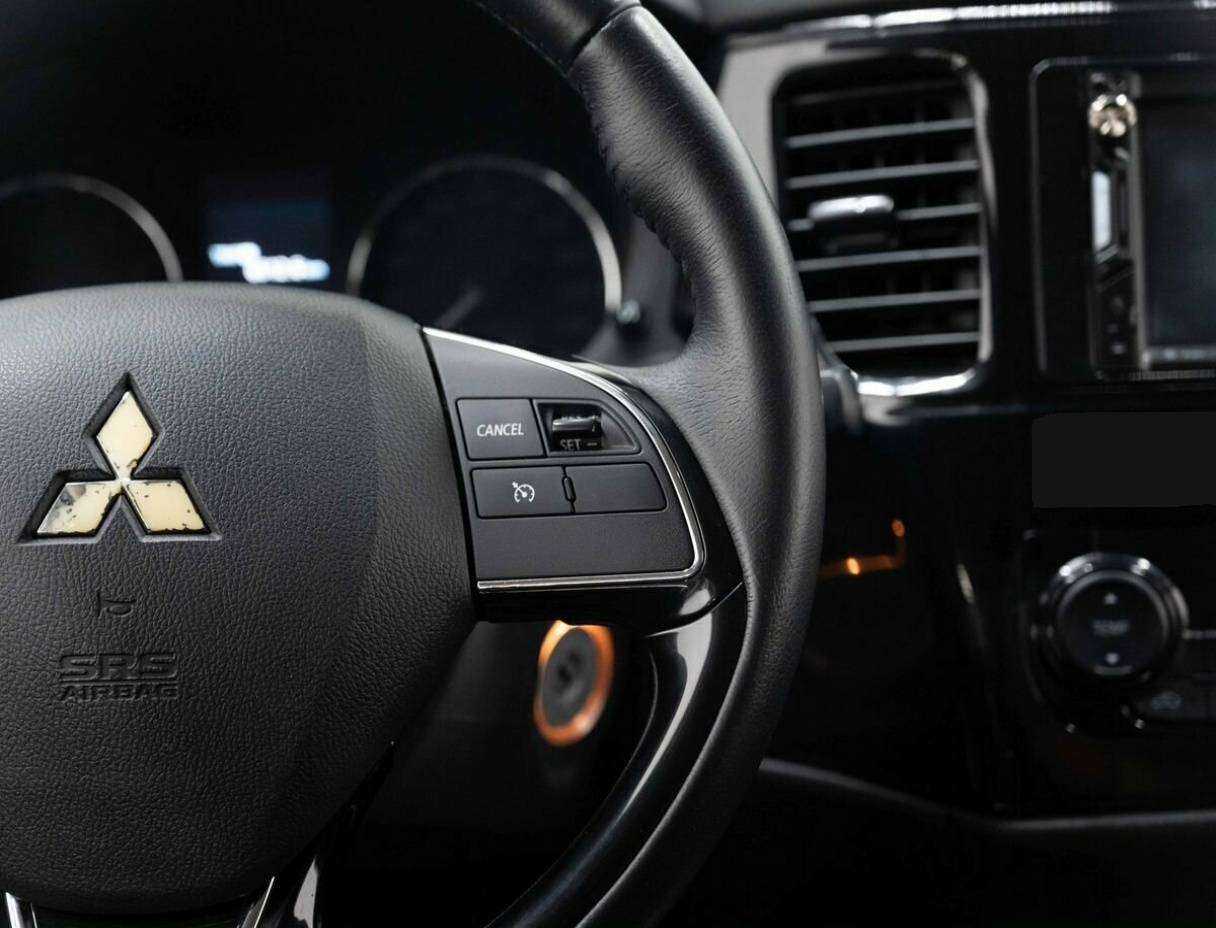 Mitsubishi Outlander 2017 года с пробегом. Фото: #14