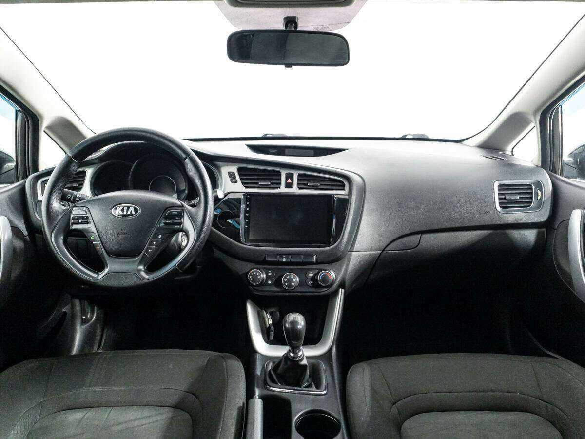 Kia Ceed 2012 года с пробегом. Фото: #12