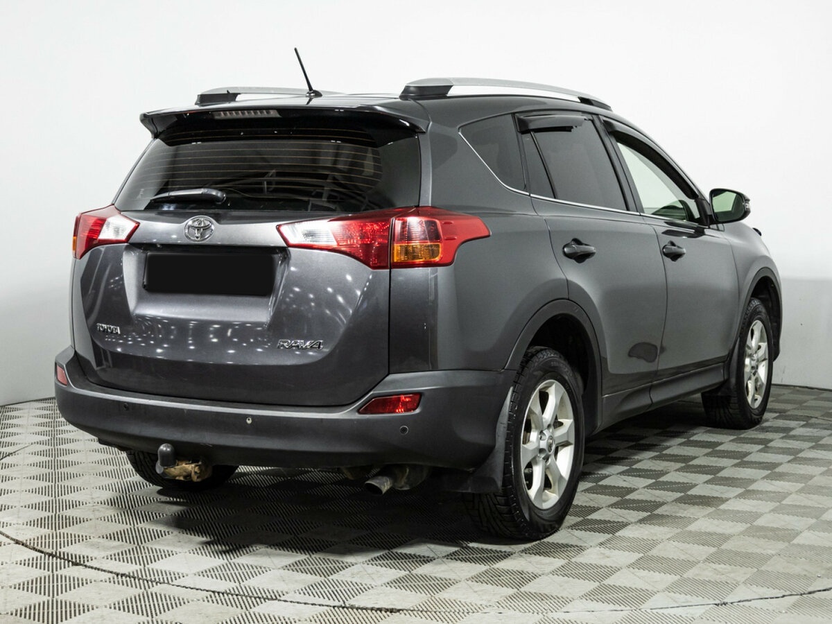 Toyota RAV4 2014 года с пробегом. Фото: #4