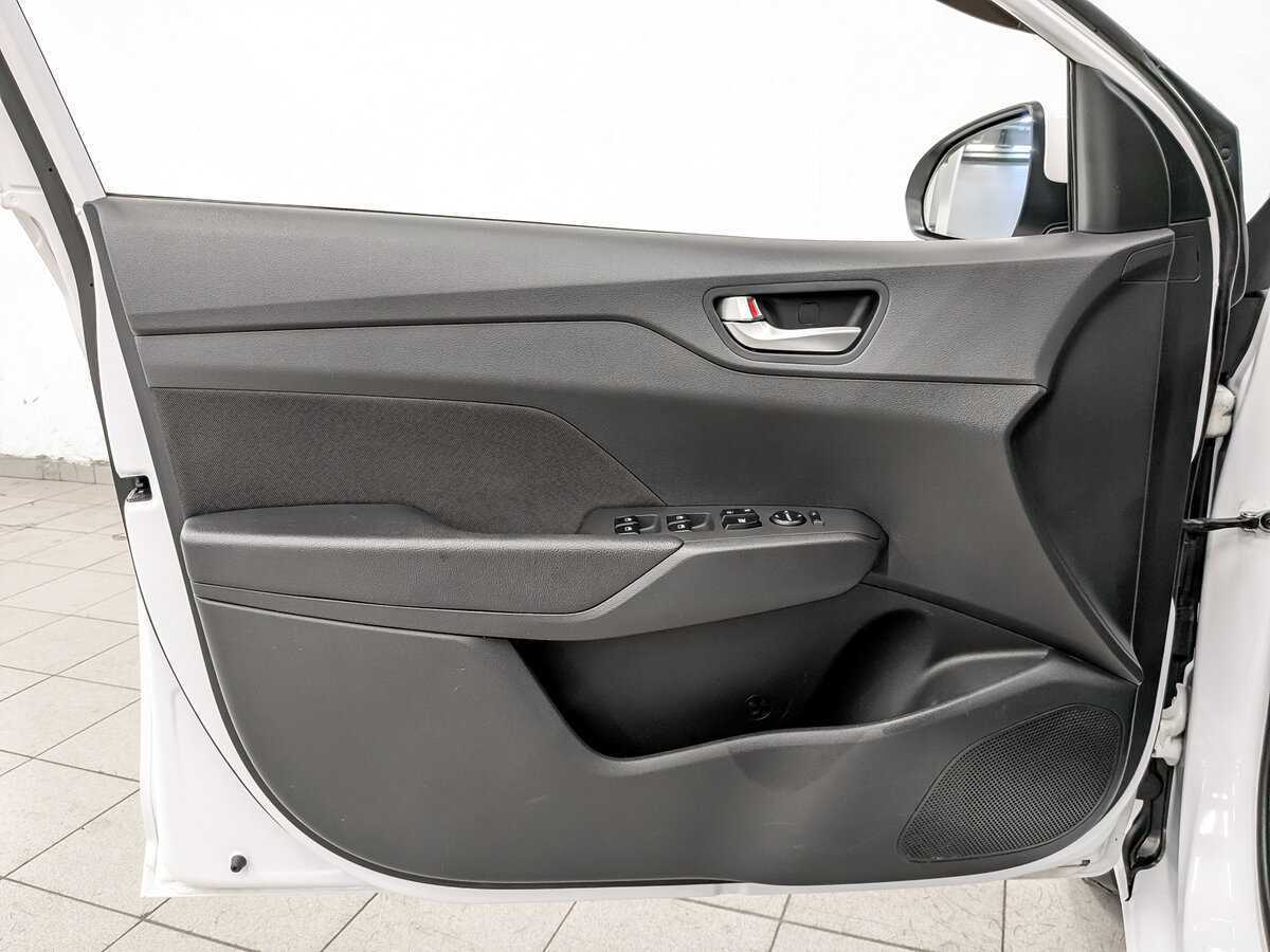 Hyundai Solaris 2021 года с пробегом. Фото: #18