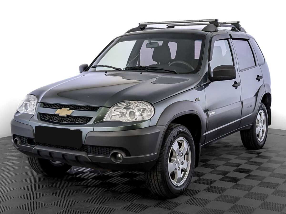 Chevrolet Niva 2017 года с пробегом. Посмотреть фото