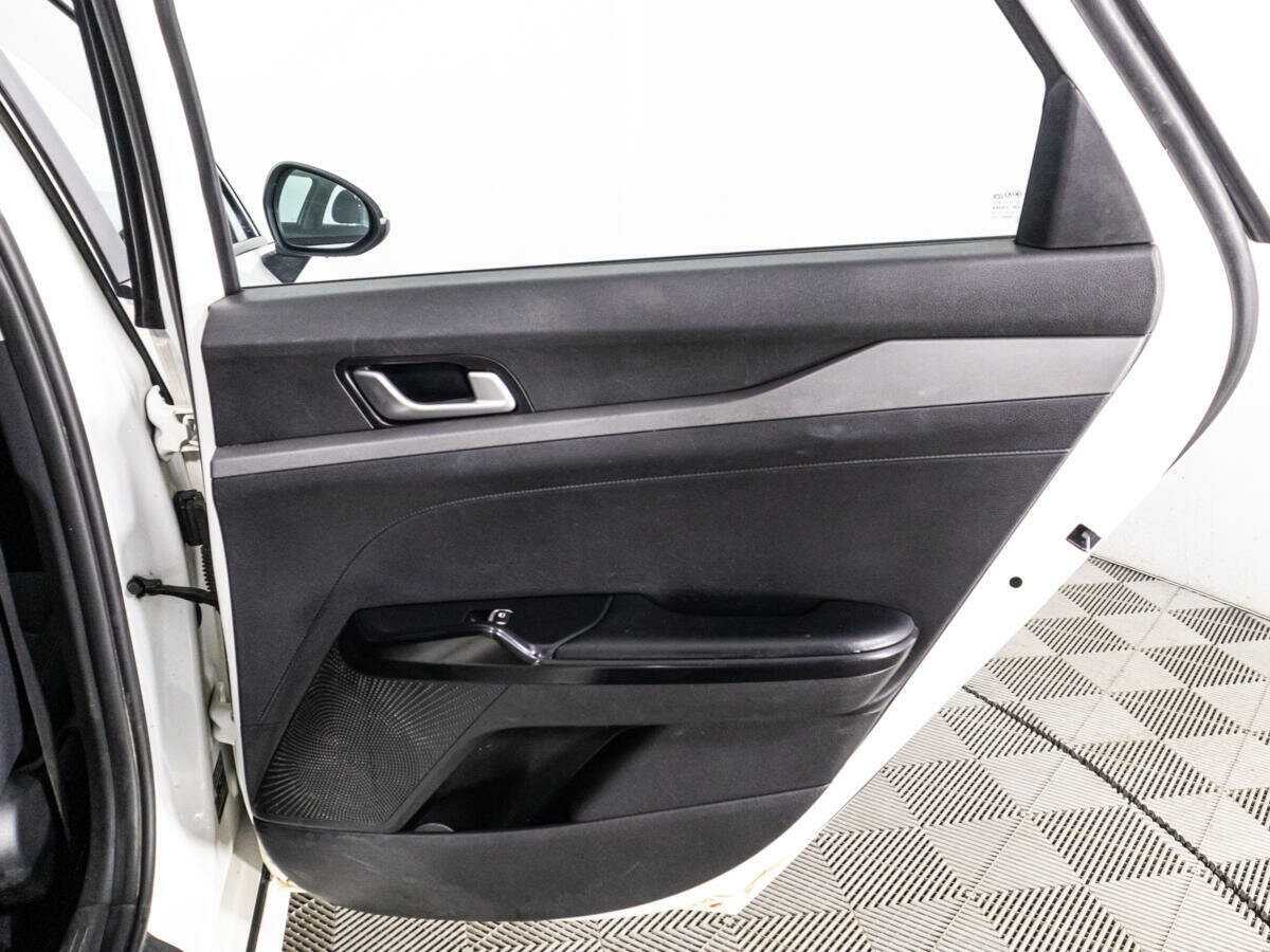 Kia K5 2020 года с пробегом. Фото: #22