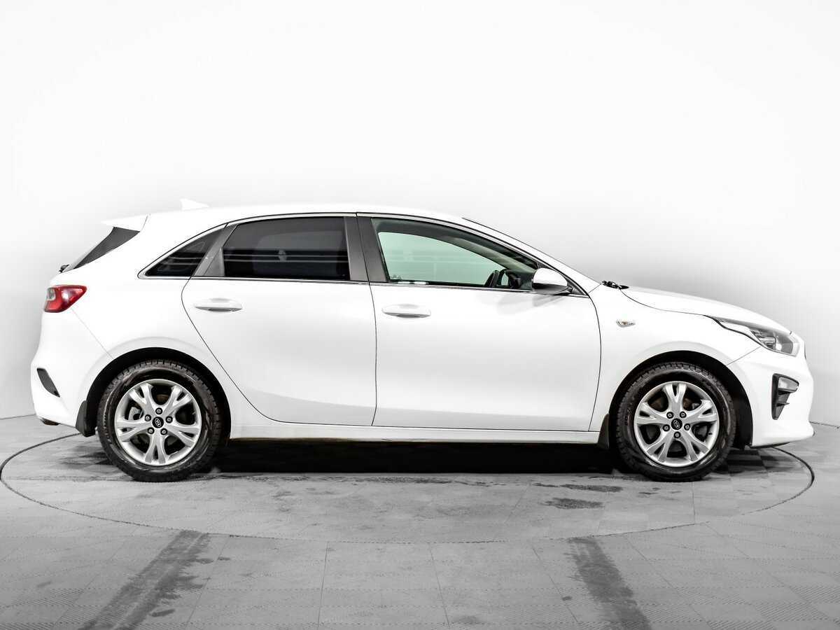 Kia Ceed 2019 года с пробегом. Фото: #3