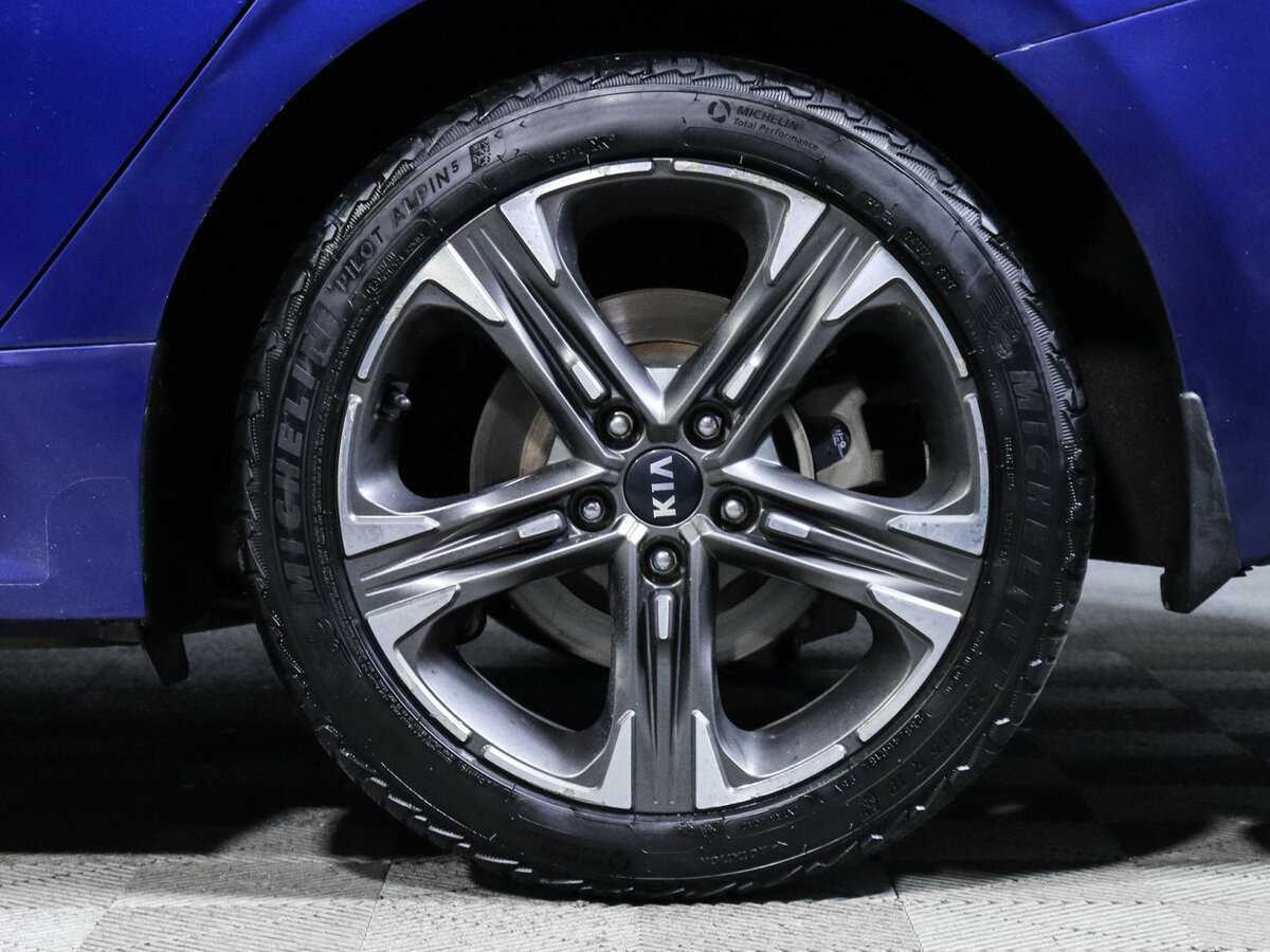 Kia K5 2020 года с пробегом. Фото: #11