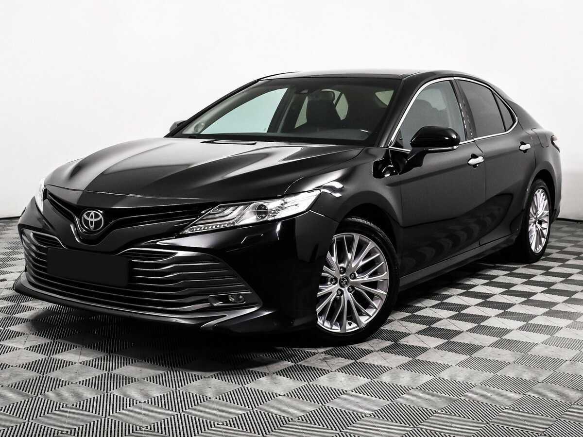 Toyota Camry 2019 года с пробегом. Посмотреть фото