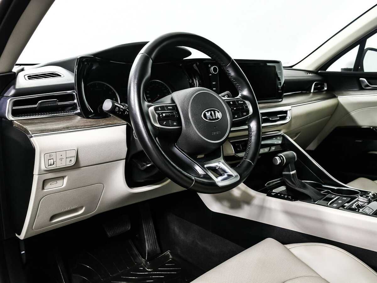 Kia K5 2021 года с пробегом. Фото: #12