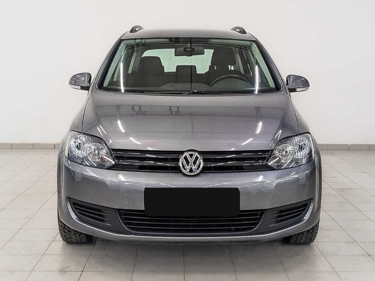 Volkswagen Golf Plus 2012 года с пробегом. Фото: #1