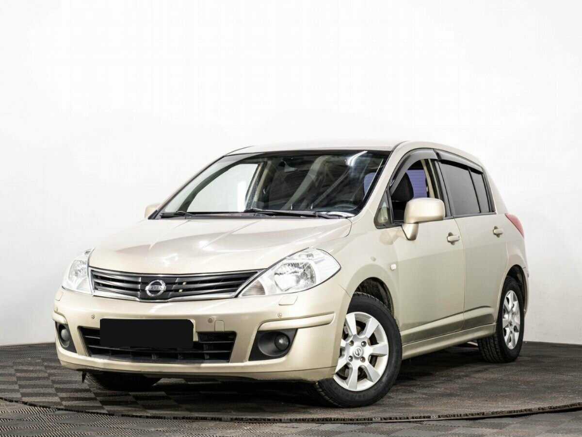 Nissan Tiida 2012 года с пробегом. Посмотреть фото