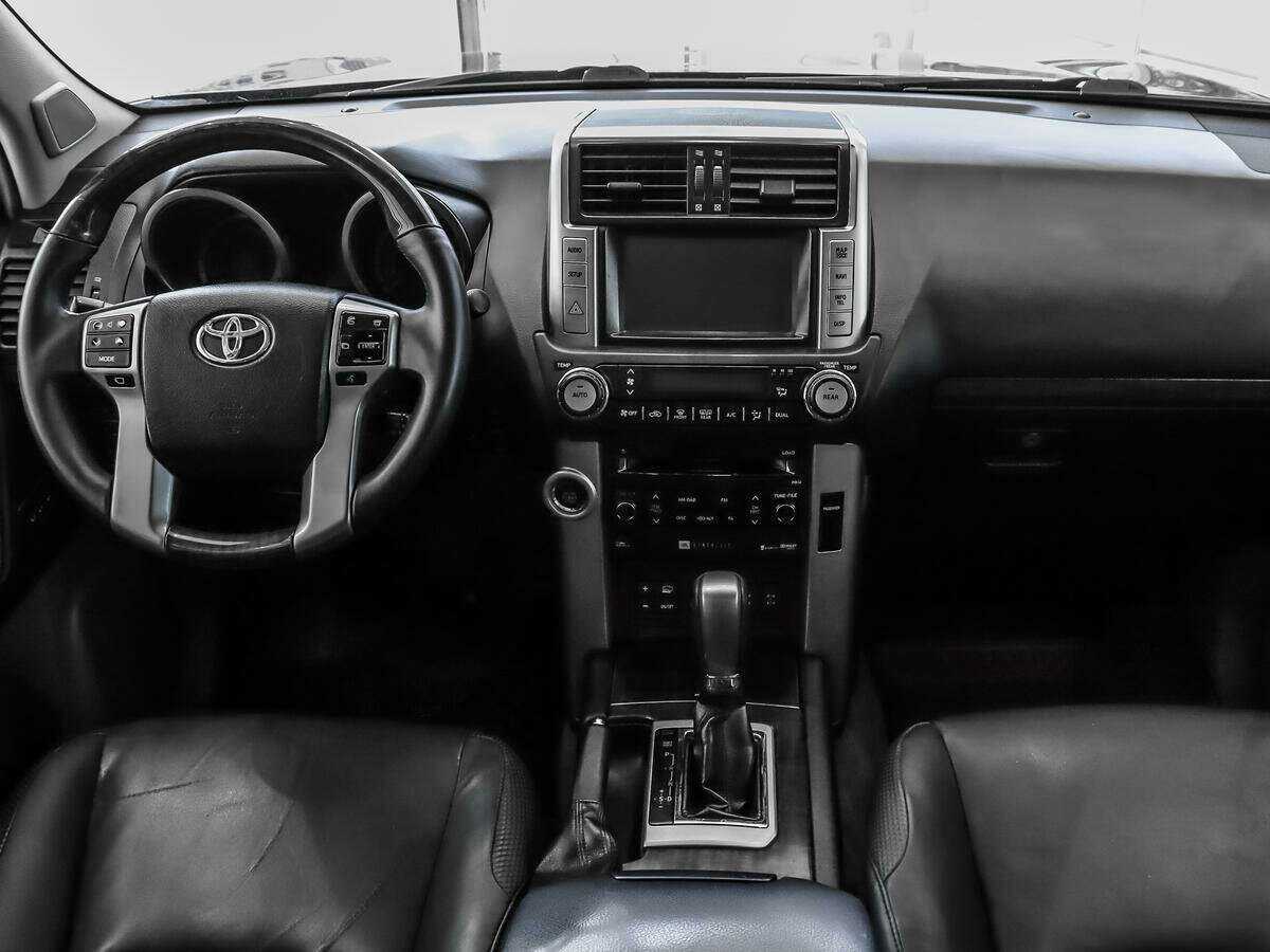 Toyota Land Cruiser Prado 2012 года с пробегом. Фото: #14