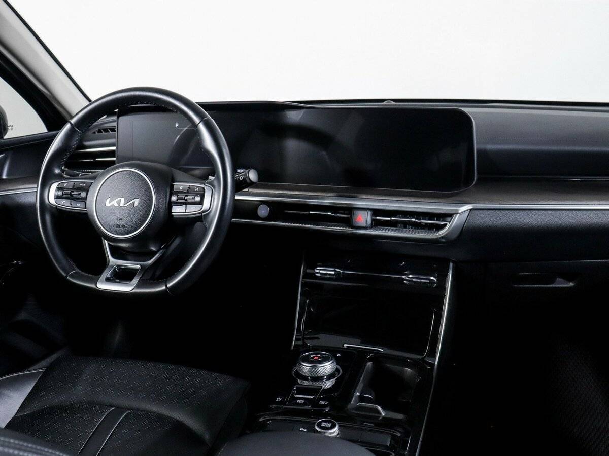 Kia K5 2022 года с пробегом. Фото: #7