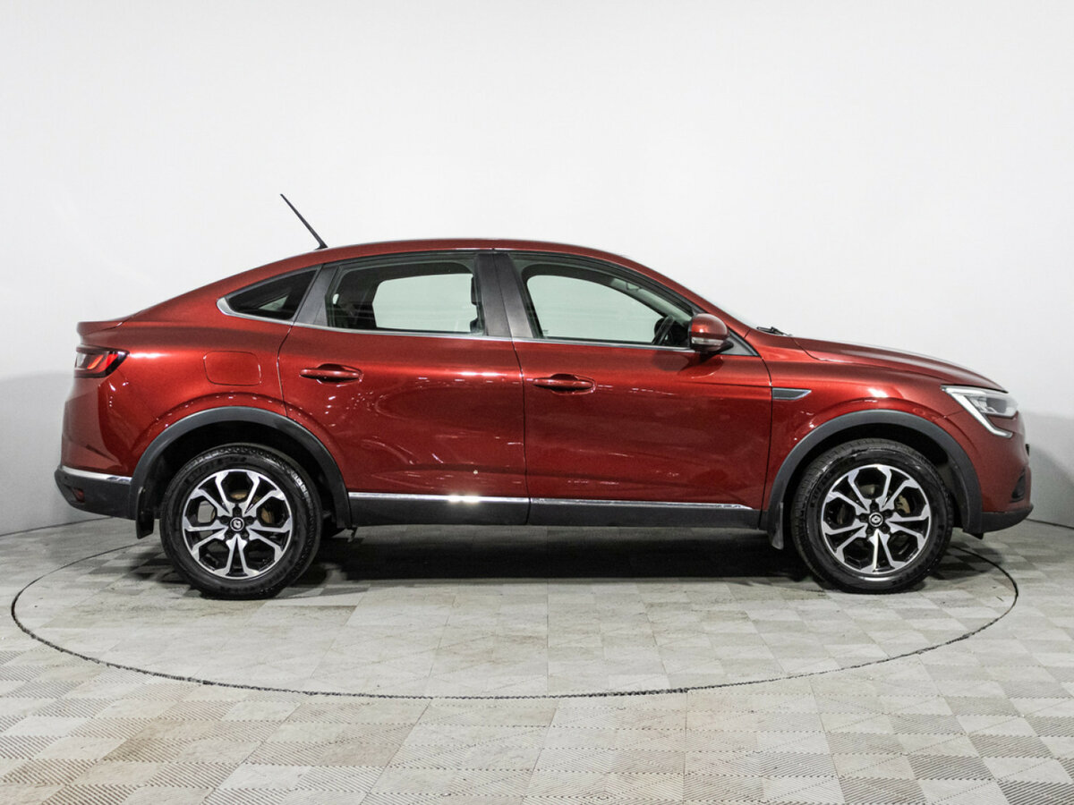 Renault Arkana 2019 года с пробегом. Фото: #3