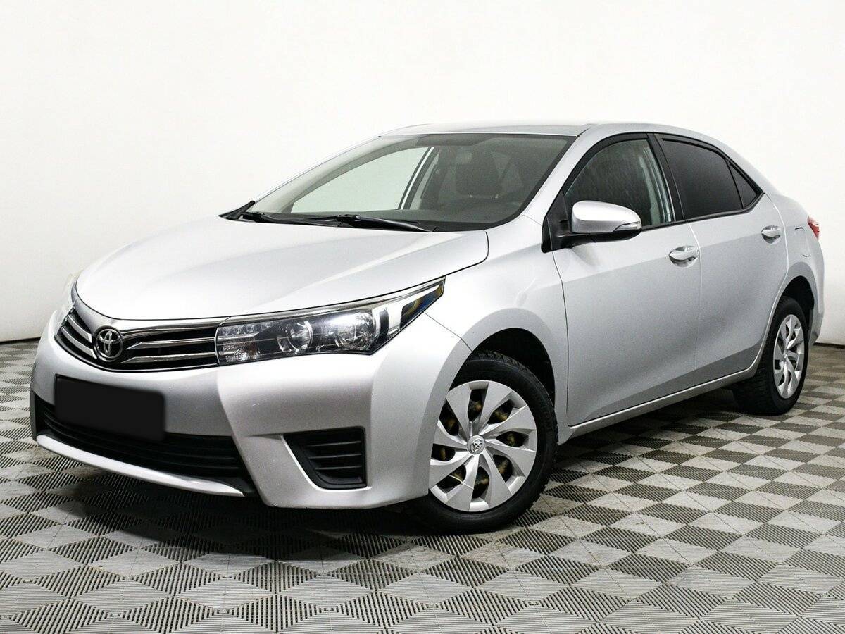 Toyota Corolla 2015 года с пробегом. Посмотреть фото