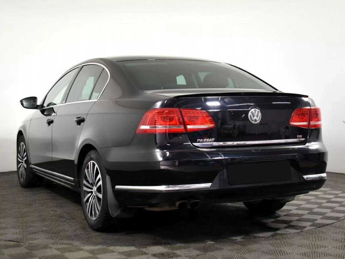 Volkswagen Passat 2014 года с пробегом. Фото: #3
