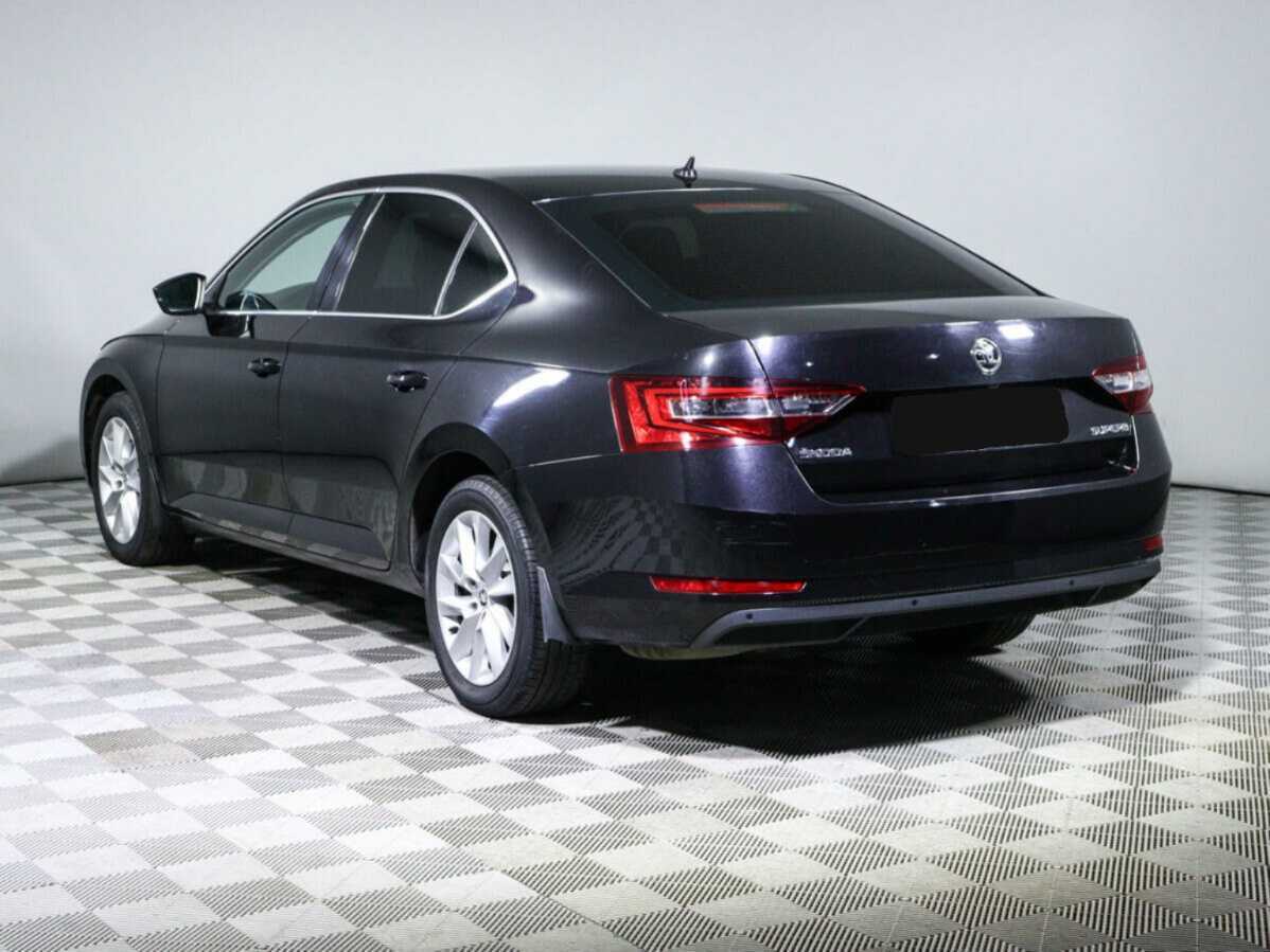 Skoda Superb 2019 года с пробегом. Фото: #6