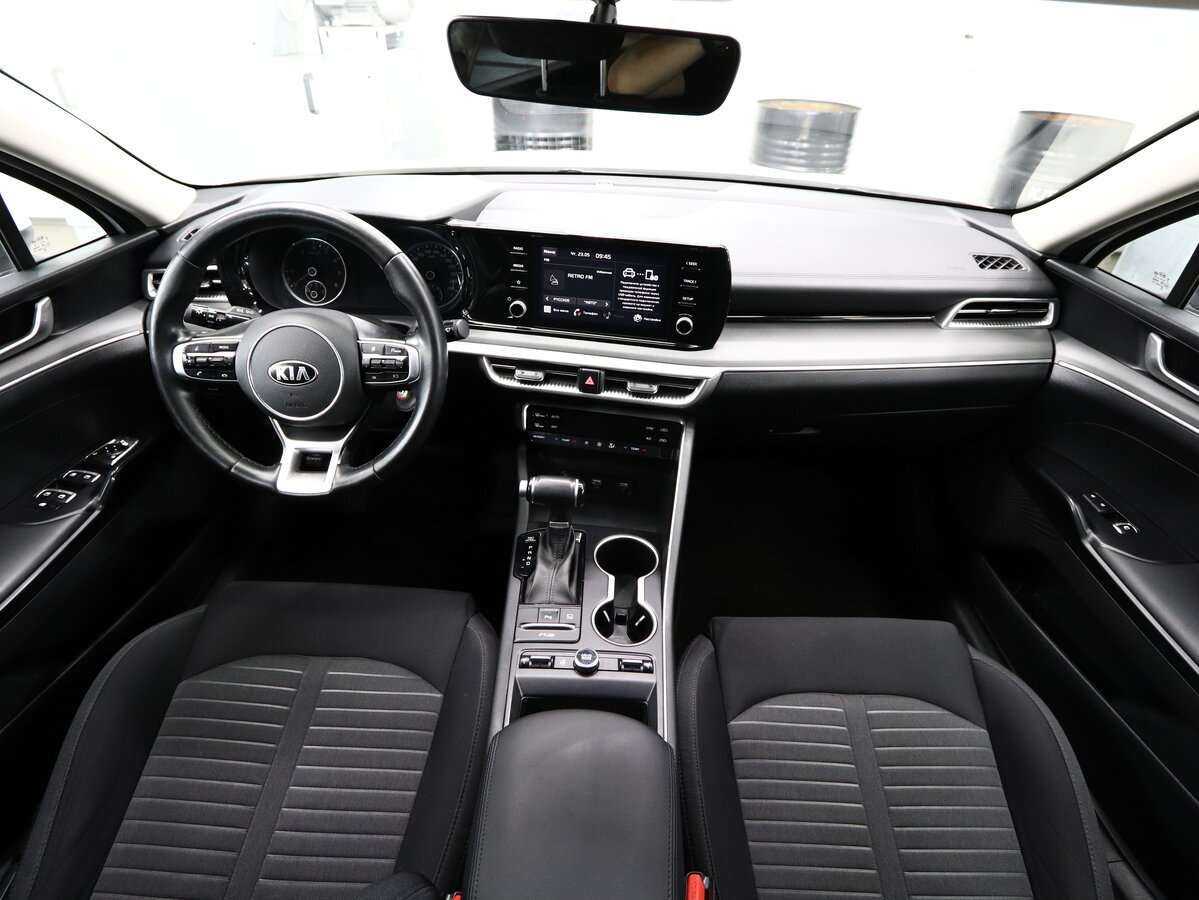 Kia K5 2021 года с пробегом. Фото: #16