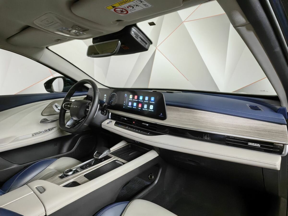 Chery Arrizo 8 2023 года с пробегом. Фото: #4