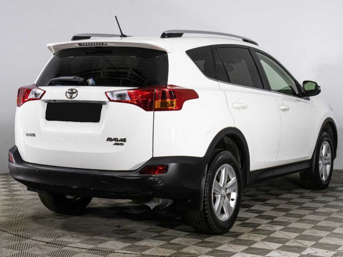 Toyota RAV4 2013 года с пробегом. Фото: #4