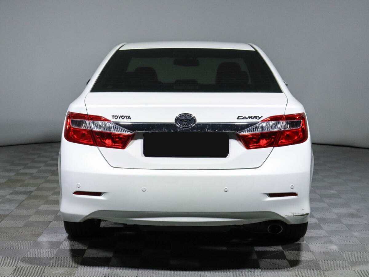 Toyota Camry 2014 года с пробегом. Фото: #5