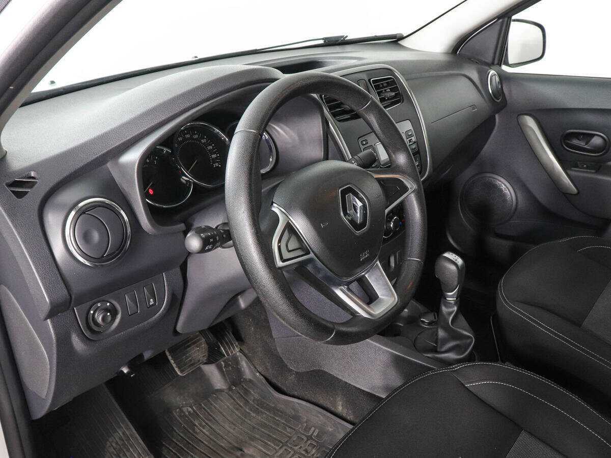 Renault Logan 2022 года с пробегом. Фото: #8