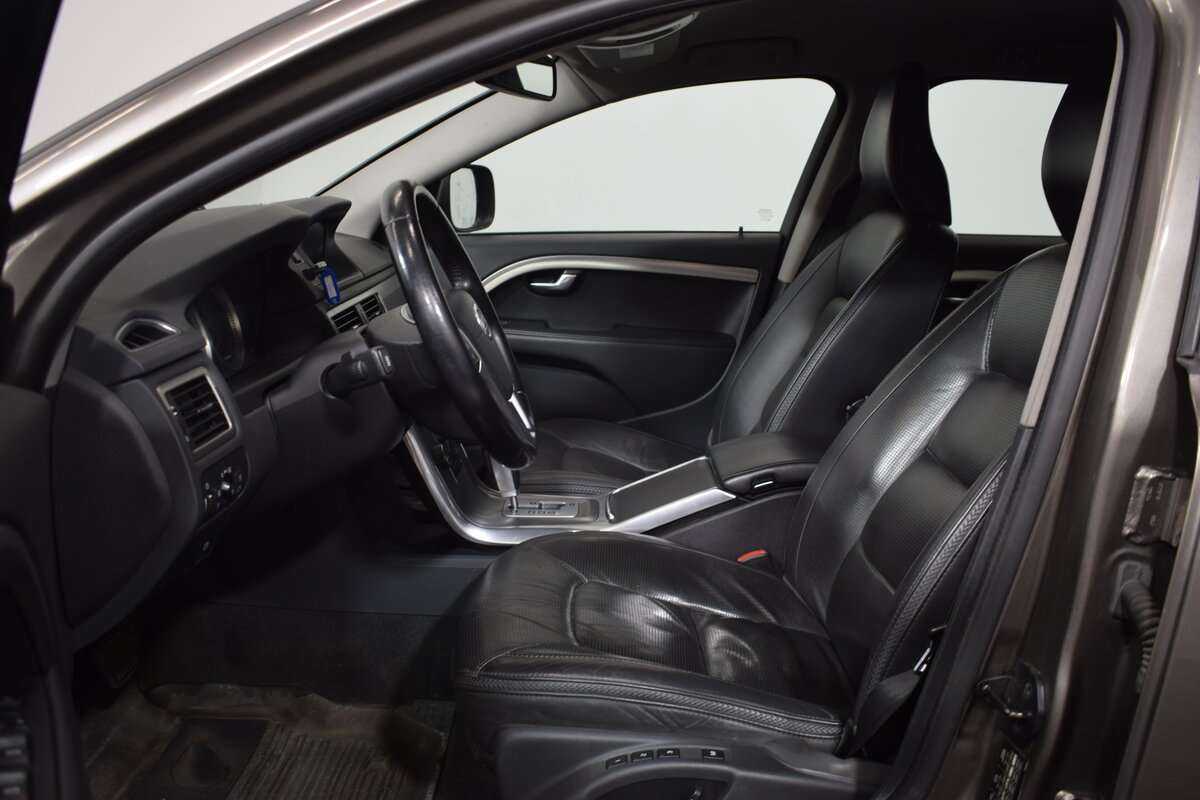 Volvo XC70 2012 года с пробегом. Фото: #11