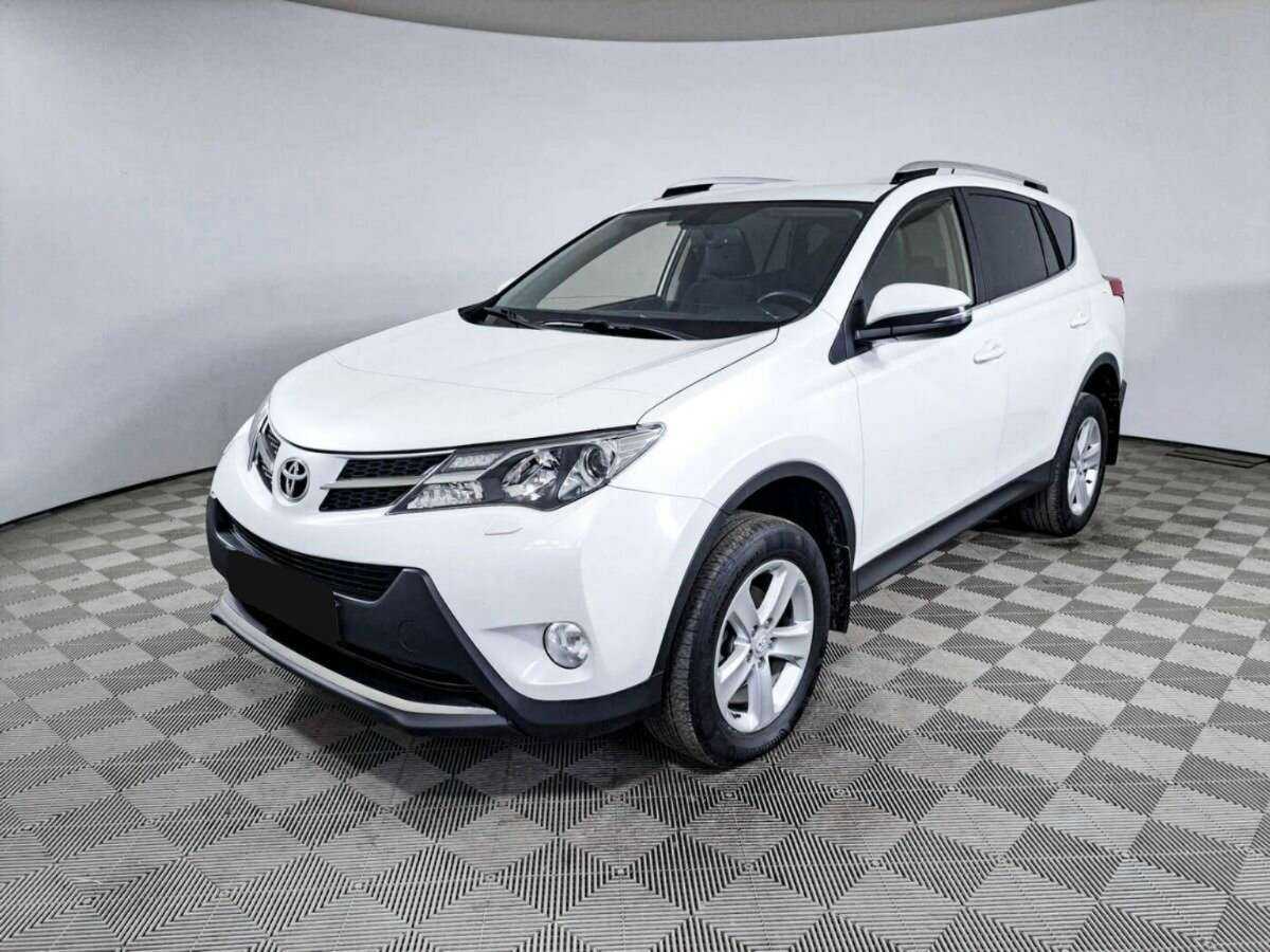 Toyota RAV4 2014 года с пробегом. Фото: #0