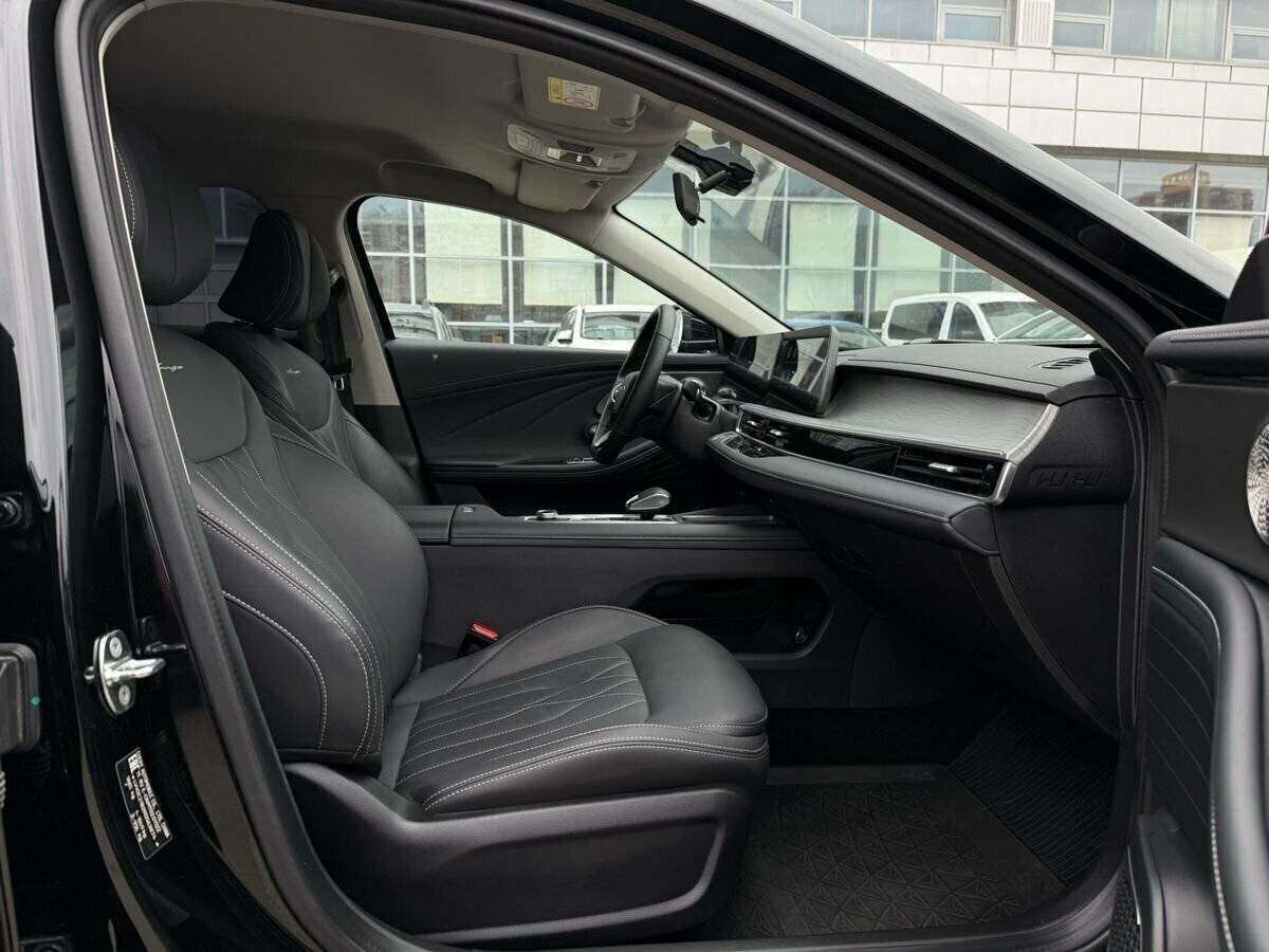 Chery Arrizo 8 2024 года с пробегом. Фото: #21