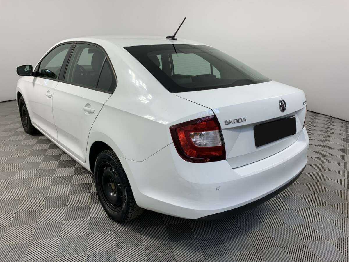 Skoda Rapid 2019 года с пробегом. Фото: #6