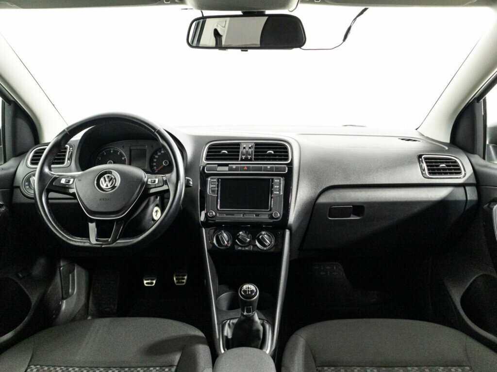 Volkswagen Polo 2015 года с пробегом. Фото: #12