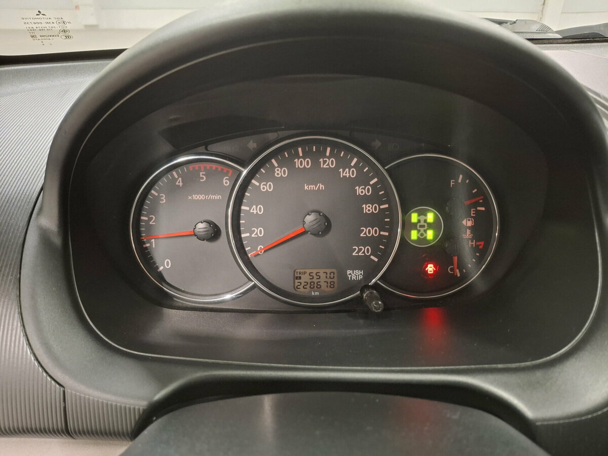 Mitsubishi Pajero Sport 2014 года с пробегом. Фото: #12