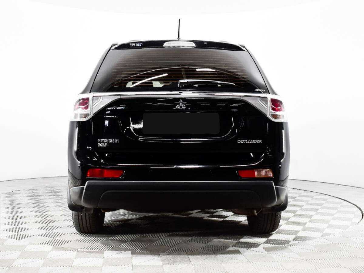 Mitsubishi Outlander 2013 года с пробегом. Фото: #5