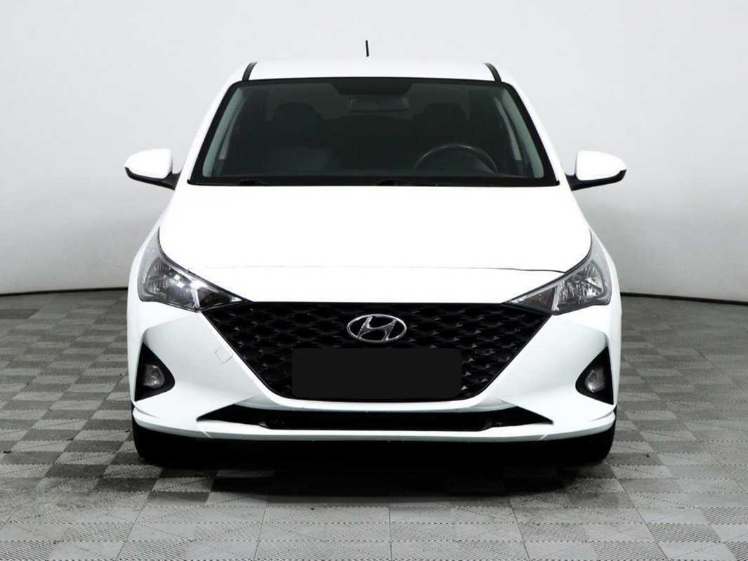 Hyundai Solaris 2021 года с пробегом. Фото: #1