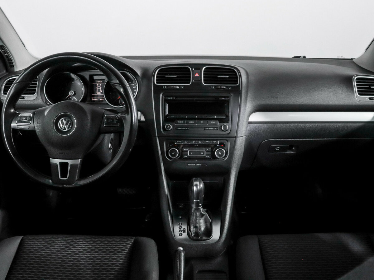 Volkswagen Golf 2012 года с пробегом. Фото: #9