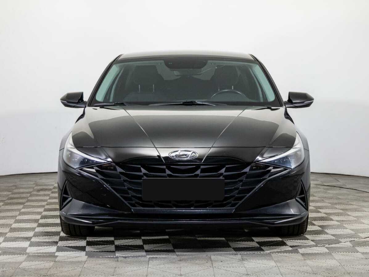 Hyundai Elantra 2020 года с пробегом. Фото: #1