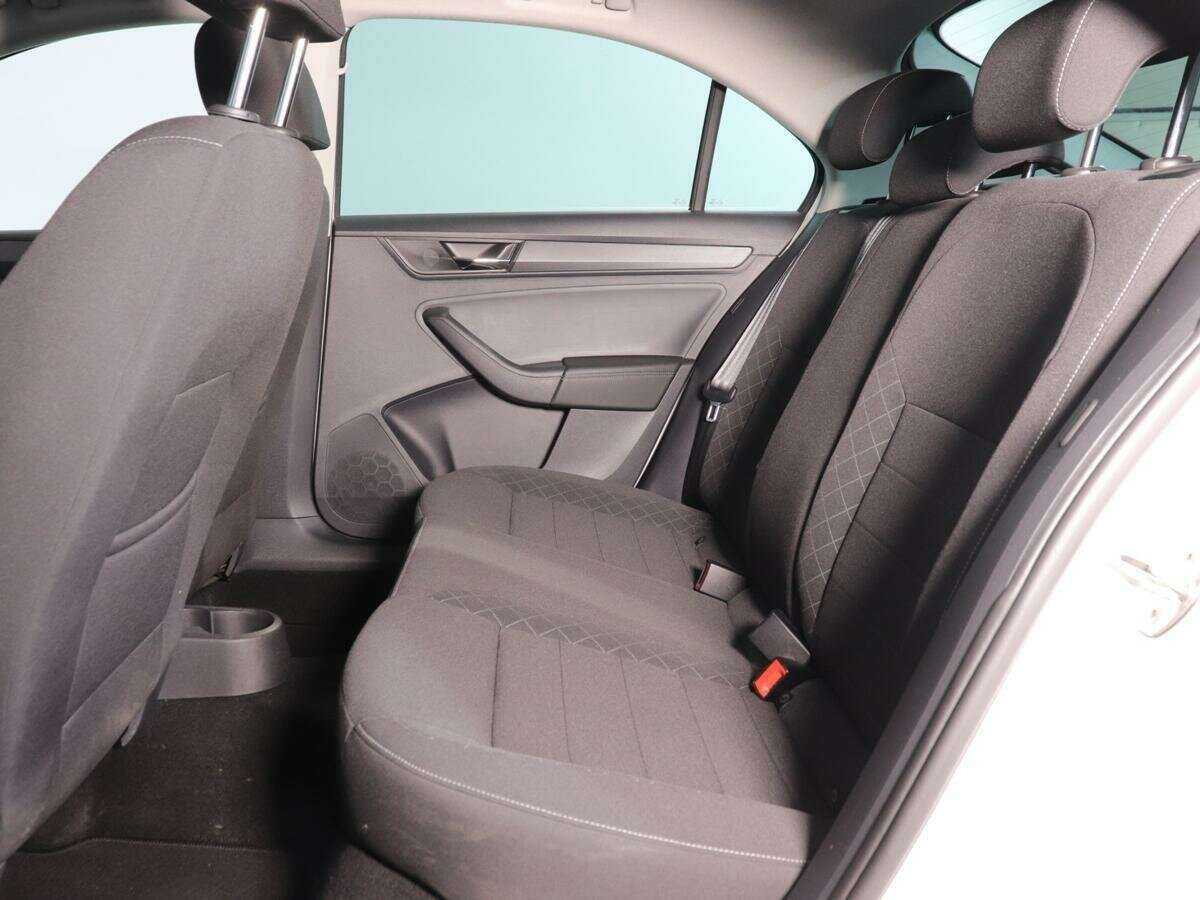 Skoda Rapid 2020 года с пробегом. Фото: #7