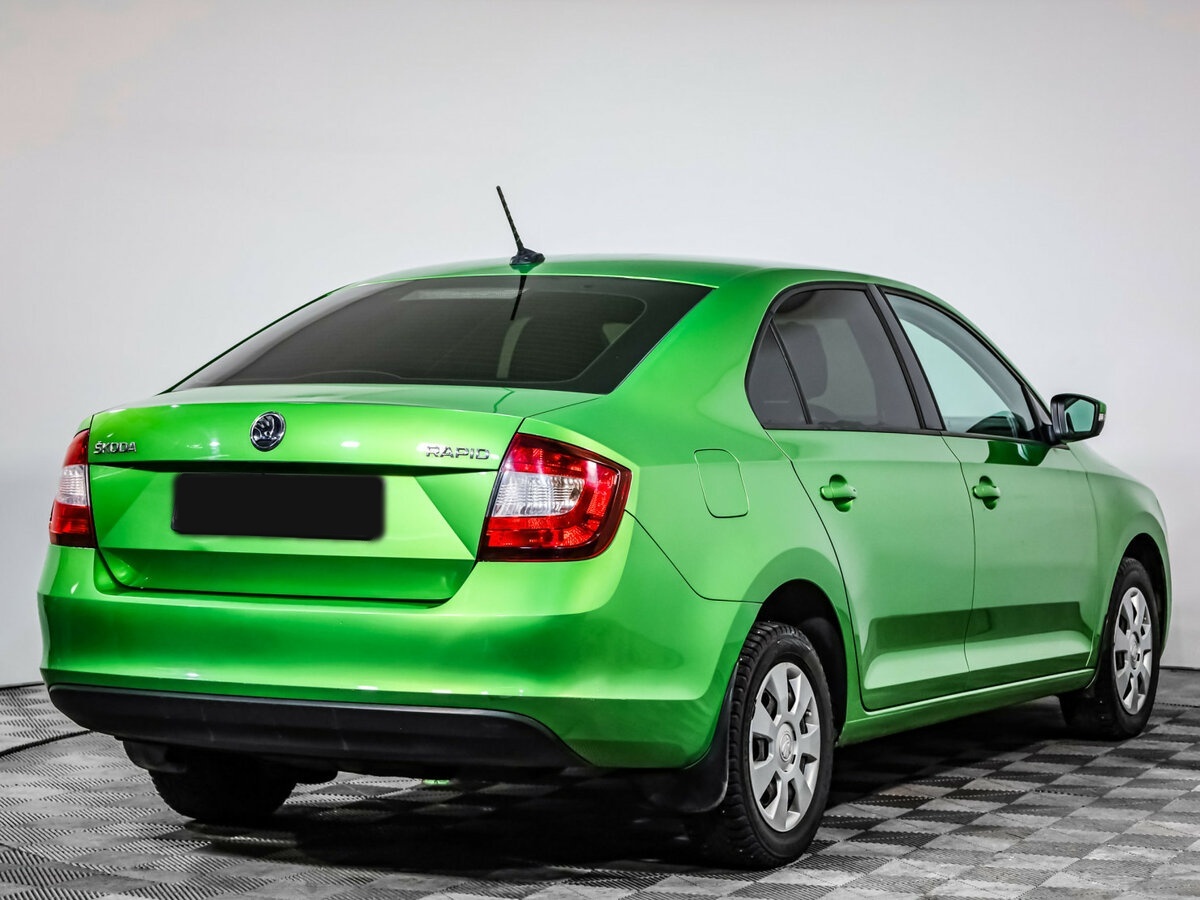 Skoda Rapid 2018 года с пробегом. Фото: #3