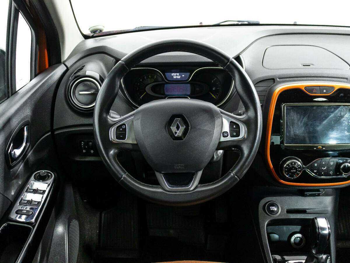 Renault Kaptur 2016 года с пробегом. Фото: #16