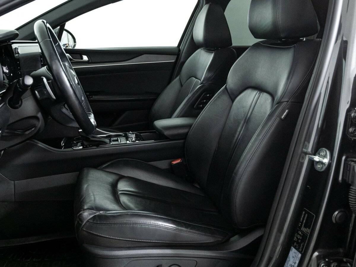 Kia K5 2021 года с пробегом. Фото: #16