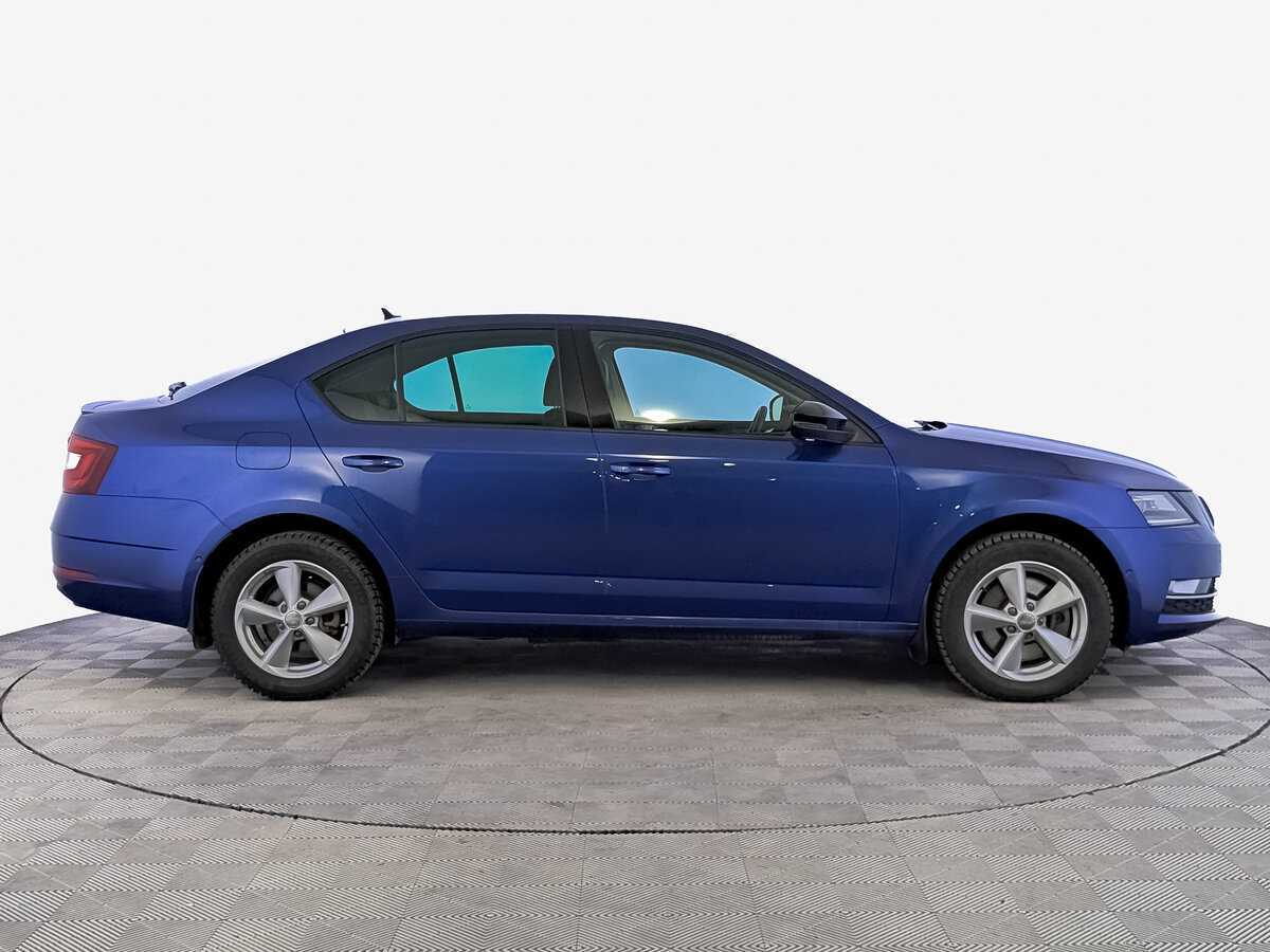 Skoda Octavia 2019 года с пробегом. Фото: #3