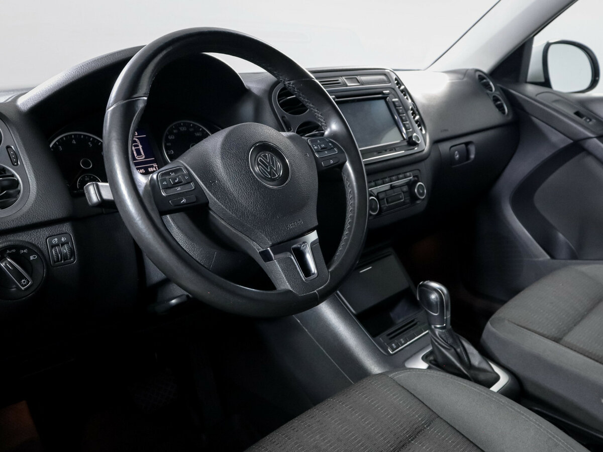 Volkswagen Tiguan 2012 года с пробегом. Фото: #9