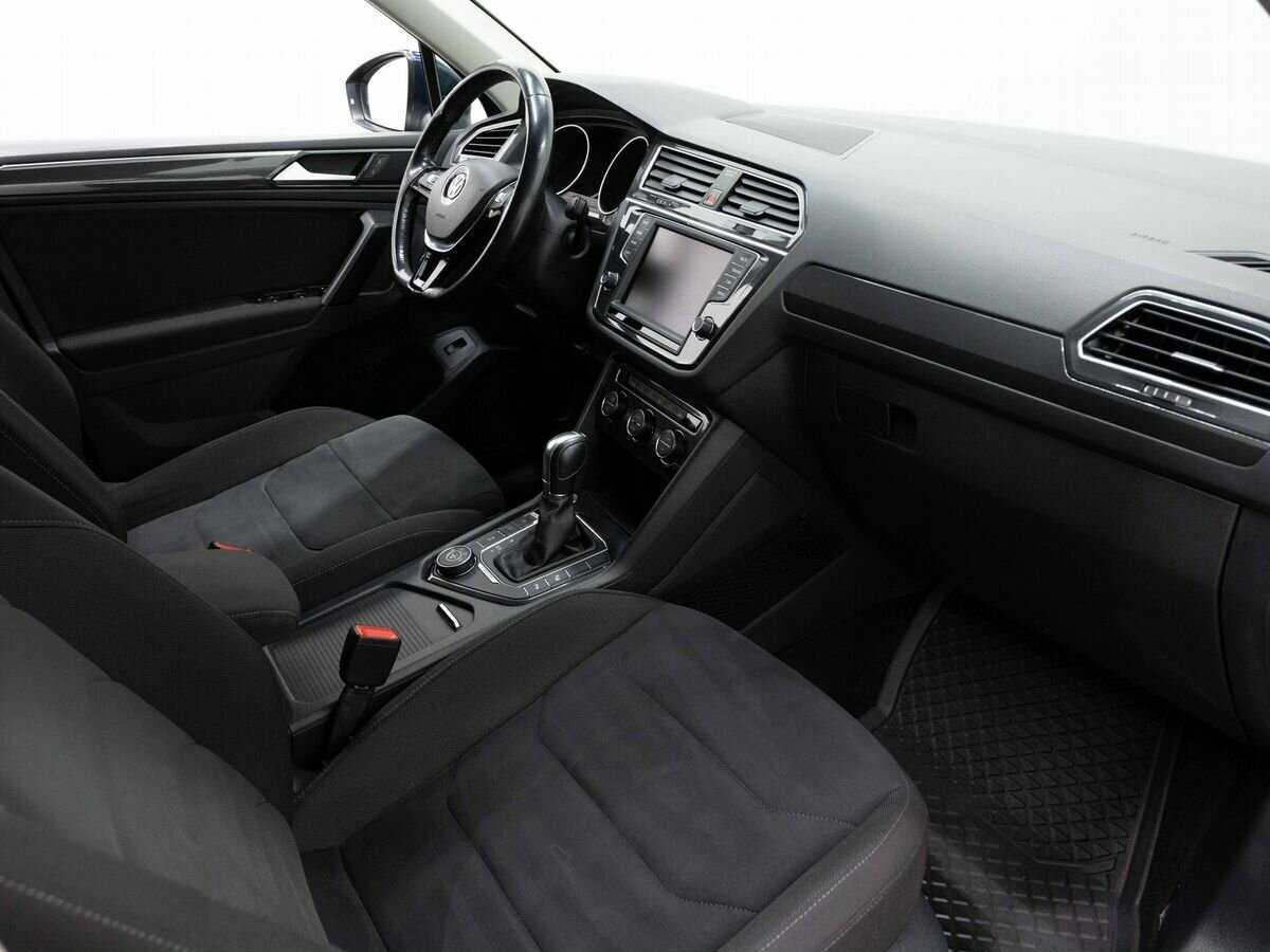 Volkswagen Tiguan 2017 года с пробегом. Фото: #12