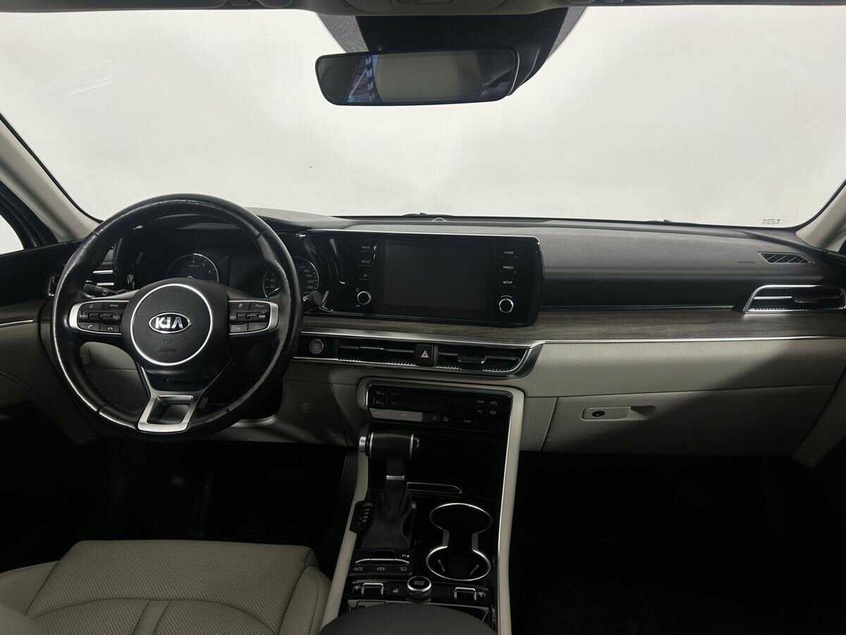 Kia K5 2021 года с пробегом. Фото: #4