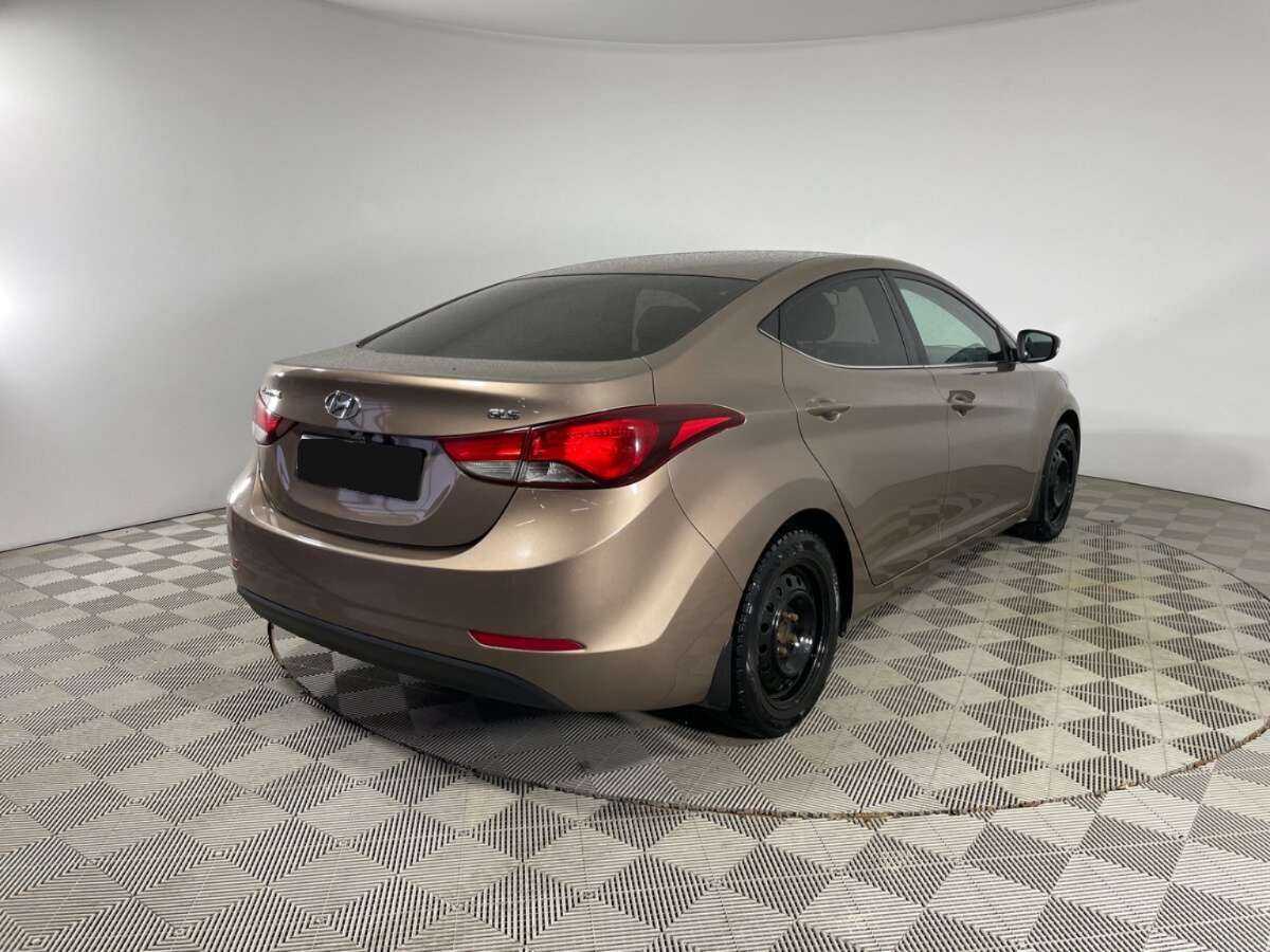 Hyundai Elantra 2014 года с пробегом. Фото: #3