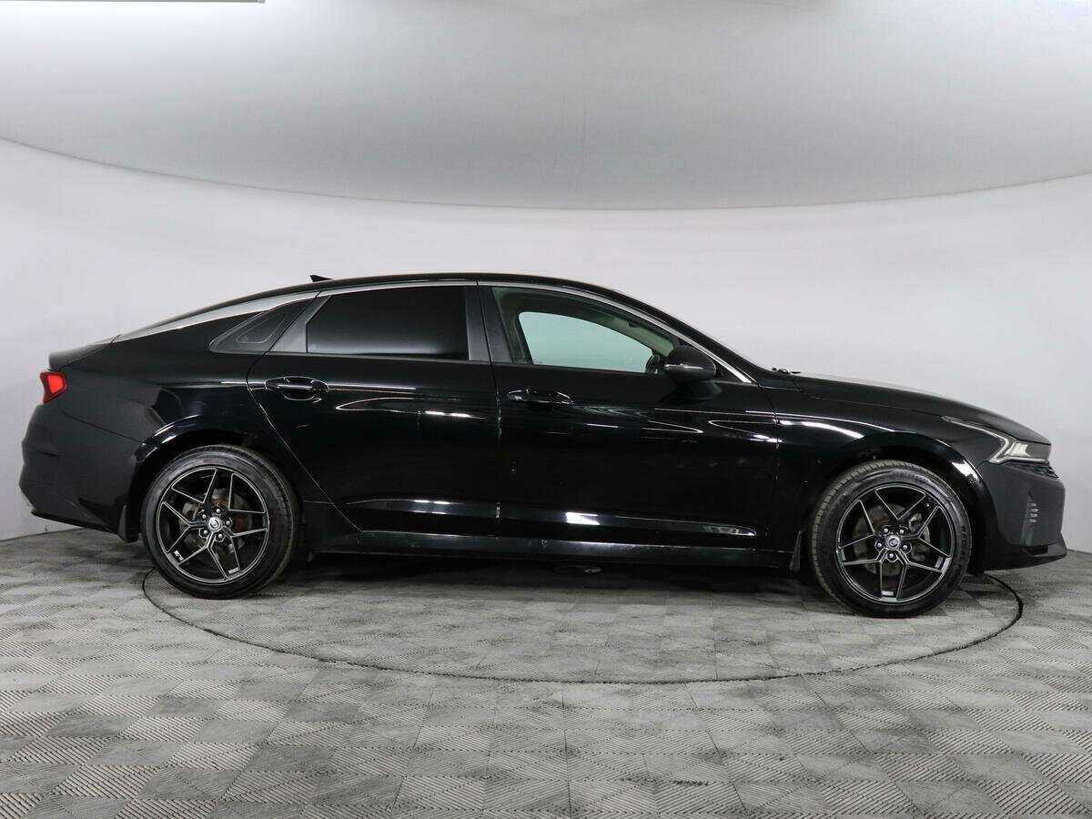 Kia K5 2021 года с пробегом. Фото: #3