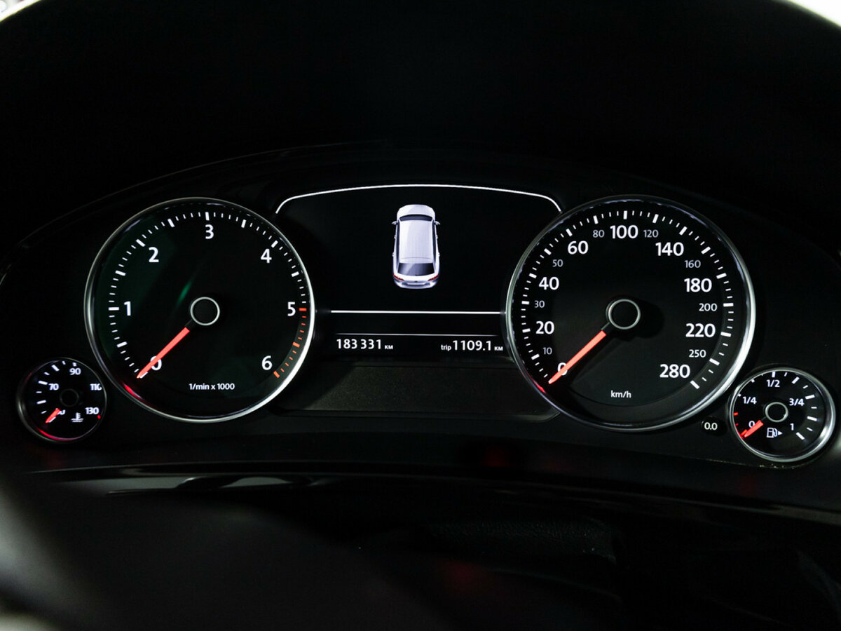 Volkswagen Touareg 2017 года с пробегом. Фото: #9