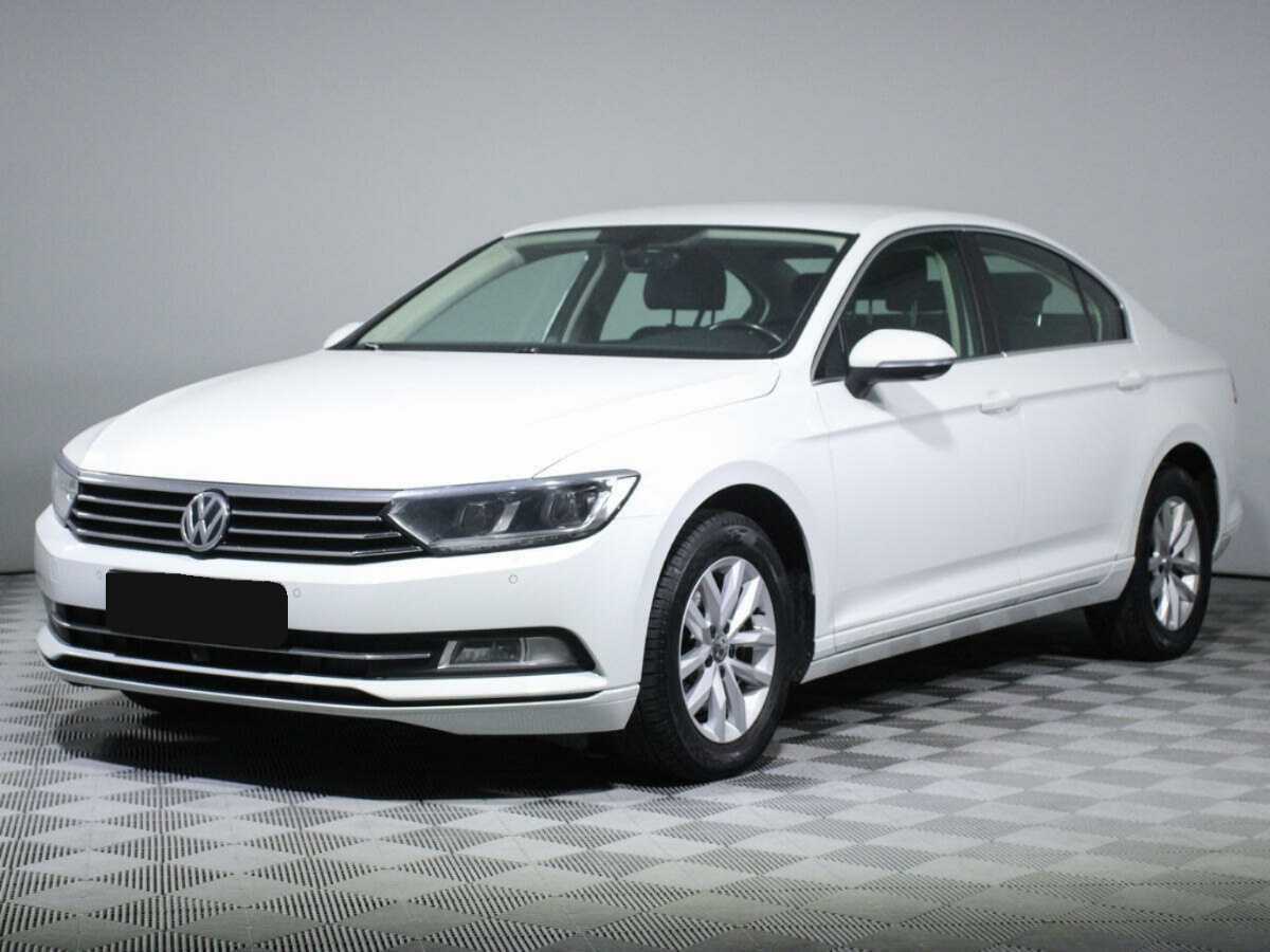 Volkswagen Passat 2018 года с пробегом. Фото: #0