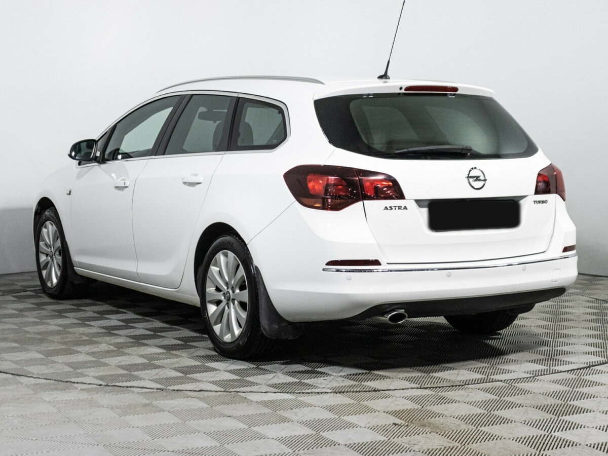 Opel Astra 2014 года с пробегом. Фото: #6