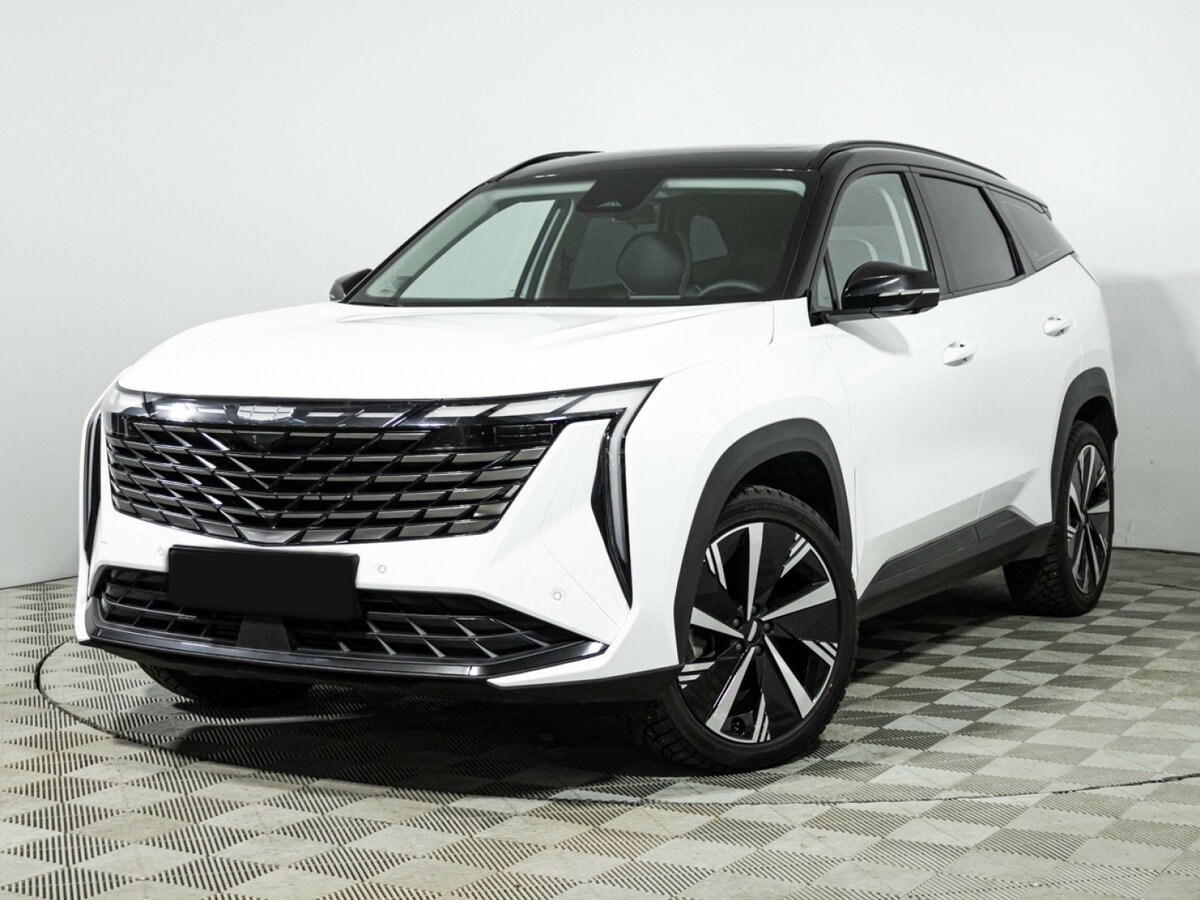 Geely Atlas 2024 года с пробегом. Посмотреть фото