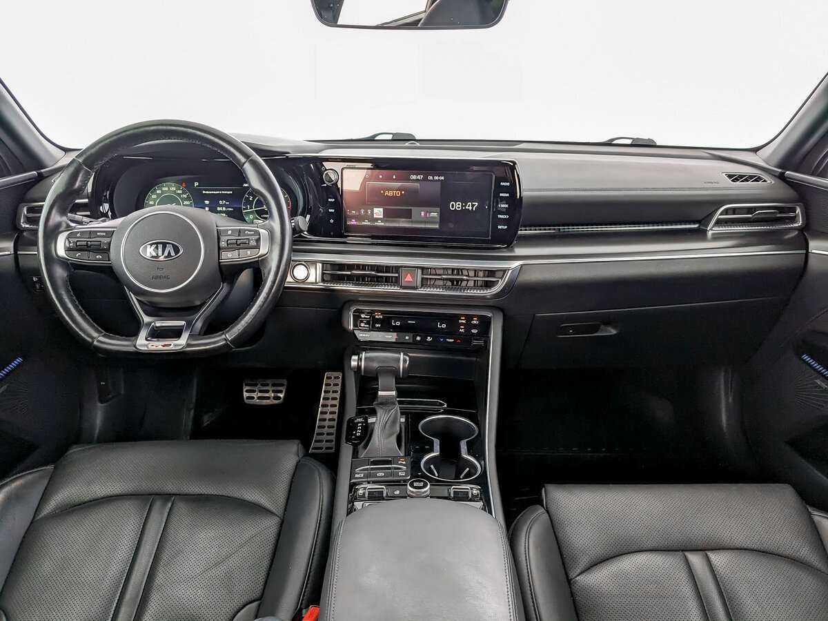 Kia K5 2021 года с пробегом. Фото: #11